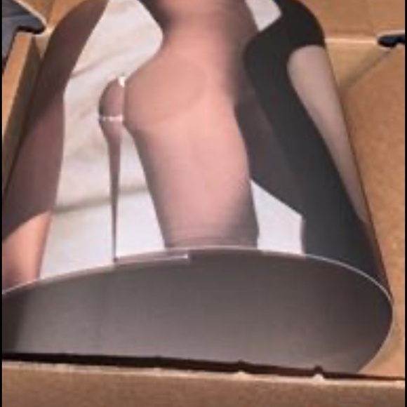 SKIMS Balconette Bra - Picture 4 of 4